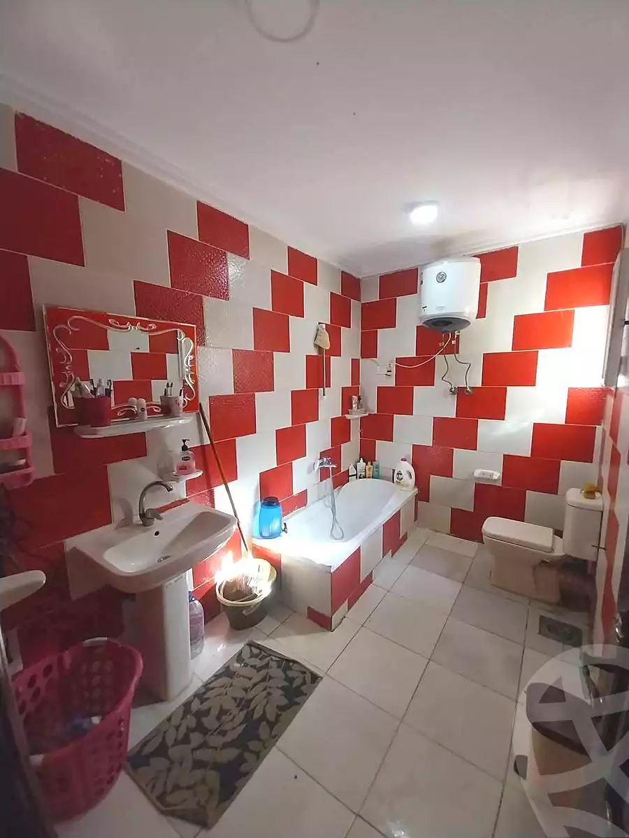 https://aqarmap.com.eg/ar/listing/6734998-for-sale-alexandria-sydy-bshr-sydy-bshr-bhry-mohamed-el-srafi-st.