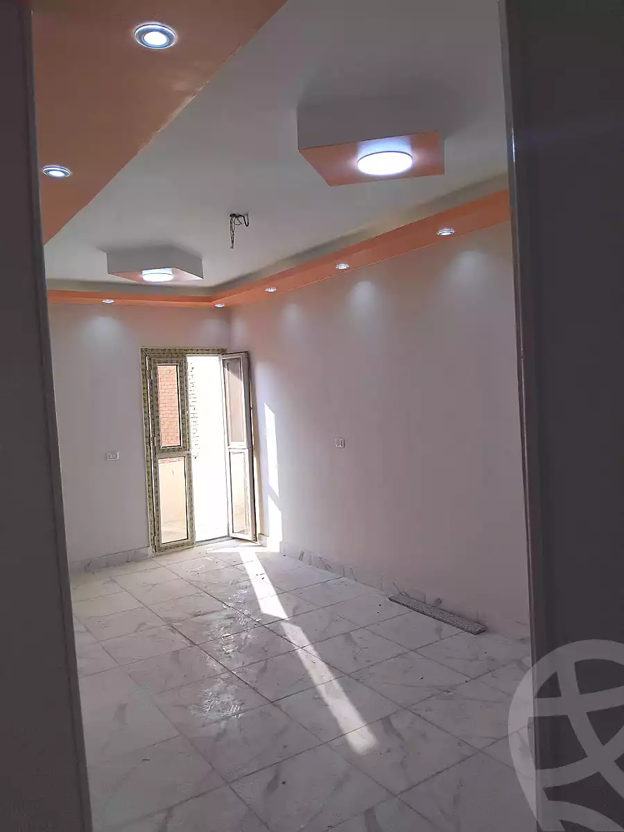 https://aqarmap.com.eg/ar/listing/6736131-for-sale-cairo-helwan-hadayek-helwan-nile-corniche-st