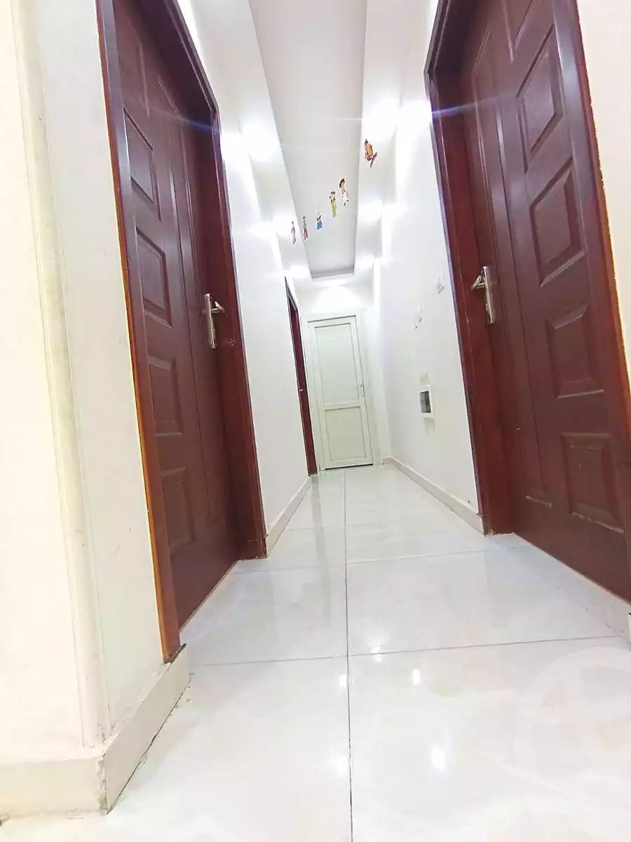 https://aqarmap.com.eg/ar/listing/6736441-for-rent-cairo-helwan-rostom-st