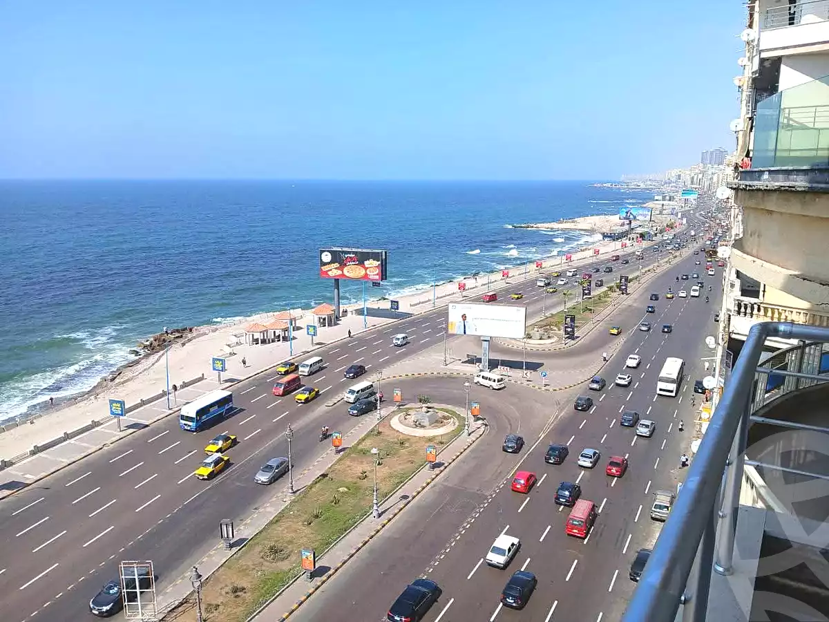 https://aqarmap.com.eg/ar/listing/6736592-for-sale-alexandria-camp-cesar-el-gaish-rd
