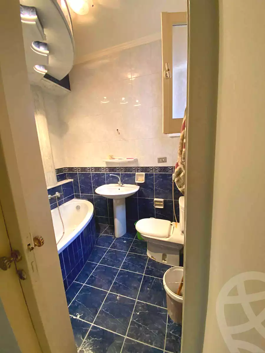 https://aqarmap.com.eg/ar/listing/6736643-for-sale-alexandria-sydy-bshr-sydy-bshr-bhry-shr-mhmwd-l-yswy