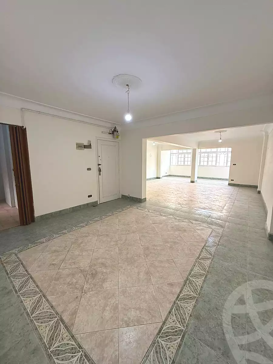 https://aqarmap.com.eg/ar/listing/6737143-for-sale-alexandria-el-asafra-ahmed-tiesser-st