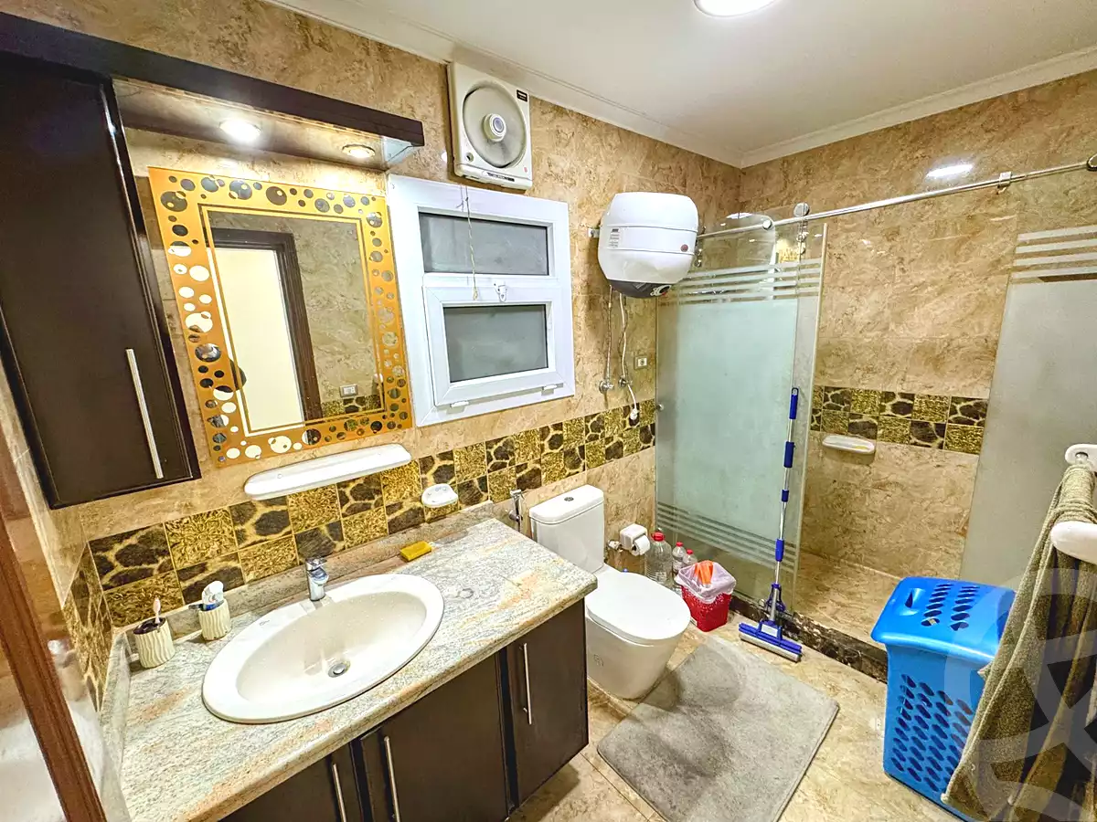 https://aqarmap.com.eg/ar/listing/6737764-for-sale-alexandria-camp-cesar-el-gaish-rd
