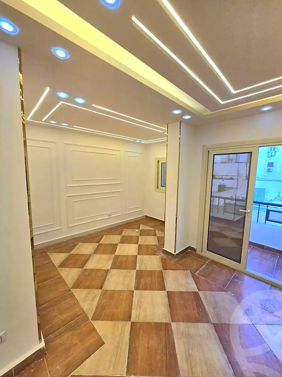 https://aqarmap.com.eg/ar/listing/6738596-for-sale-alexandria-sydy-bshr-sydy-bshr-bhry-shr-khld-bn-lwlyd