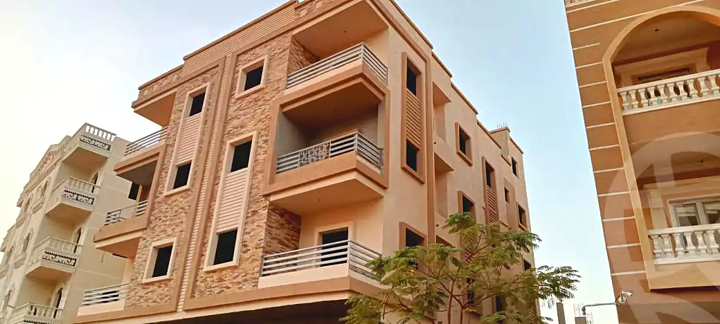 https://aqarmap.com.eg/ar/listing/6738834-for-sale-cairo-badr-city-hai-el-ashgar-featured-neighborhood-bait-el-watan