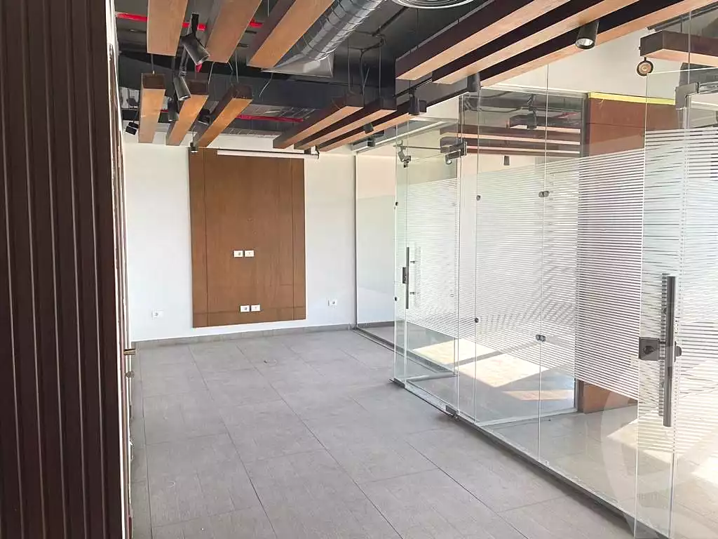 https://aqarmap.com.eg/ar/listing/6739339-for-rent-cairo-el-sheikh-zayed-city-compounds-rkn-blz-mwl-lbdr-llttwyr