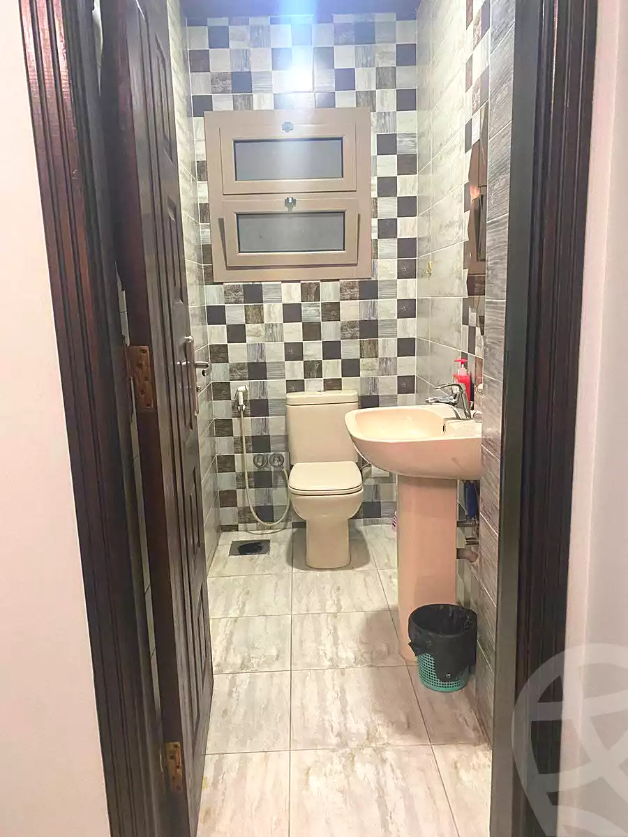 https://aqarmap.com.eg/ar/listing/6739740-for-sale-cairo-helwan-helwan-el-sharkeya-mostafa-safwat-st
