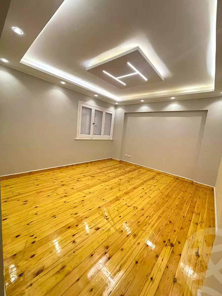 https://aqarmap.com.eg/ar/listing/6740942-for-sale-alexandria-miami-shr-jml-bd-lnsr