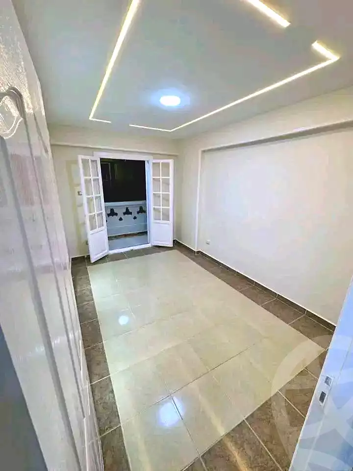 https://aqarmap.com.eg/en/listing/6741004-for-sale-alexandria-el-saraya-el-geish-rd