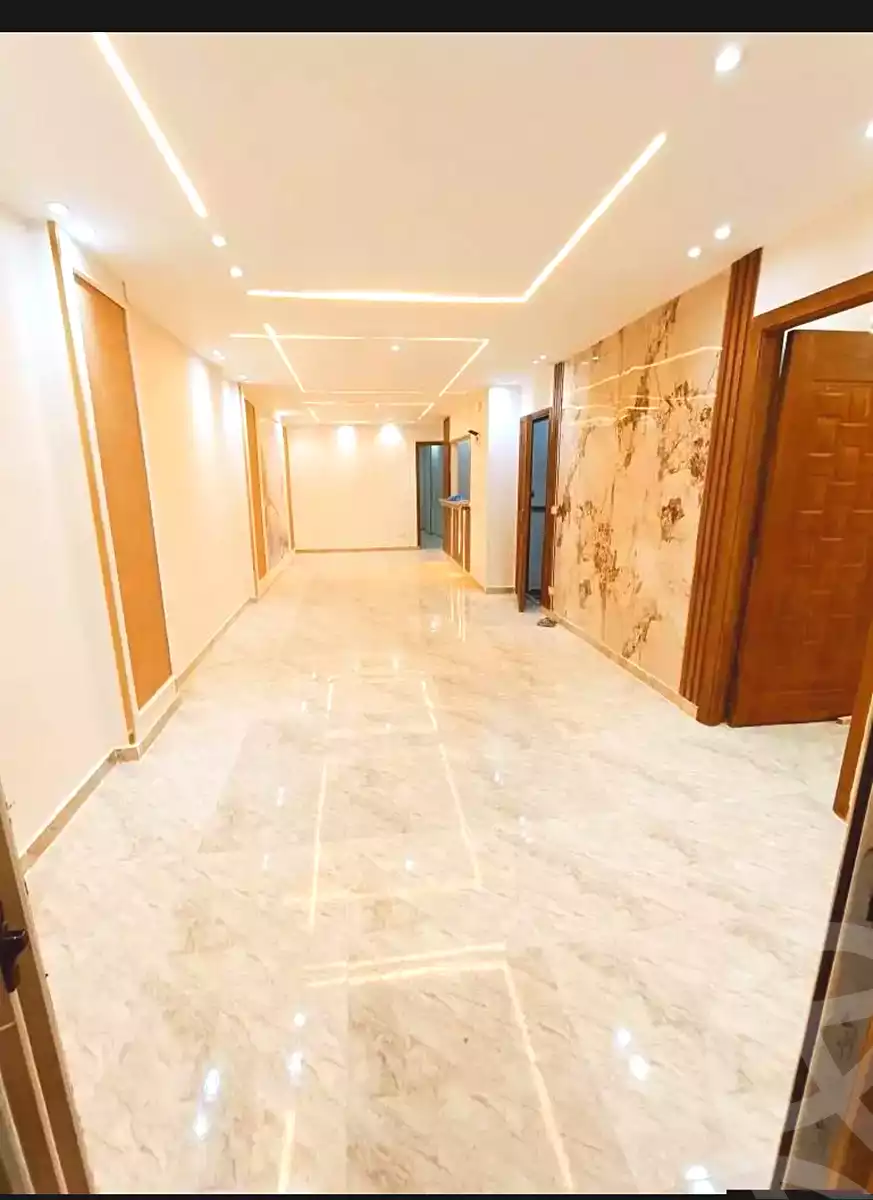 https://aqarmap.com.eg/ar/listing/6741537-for-sale-alexandria-miami-el-gaish-rd-st