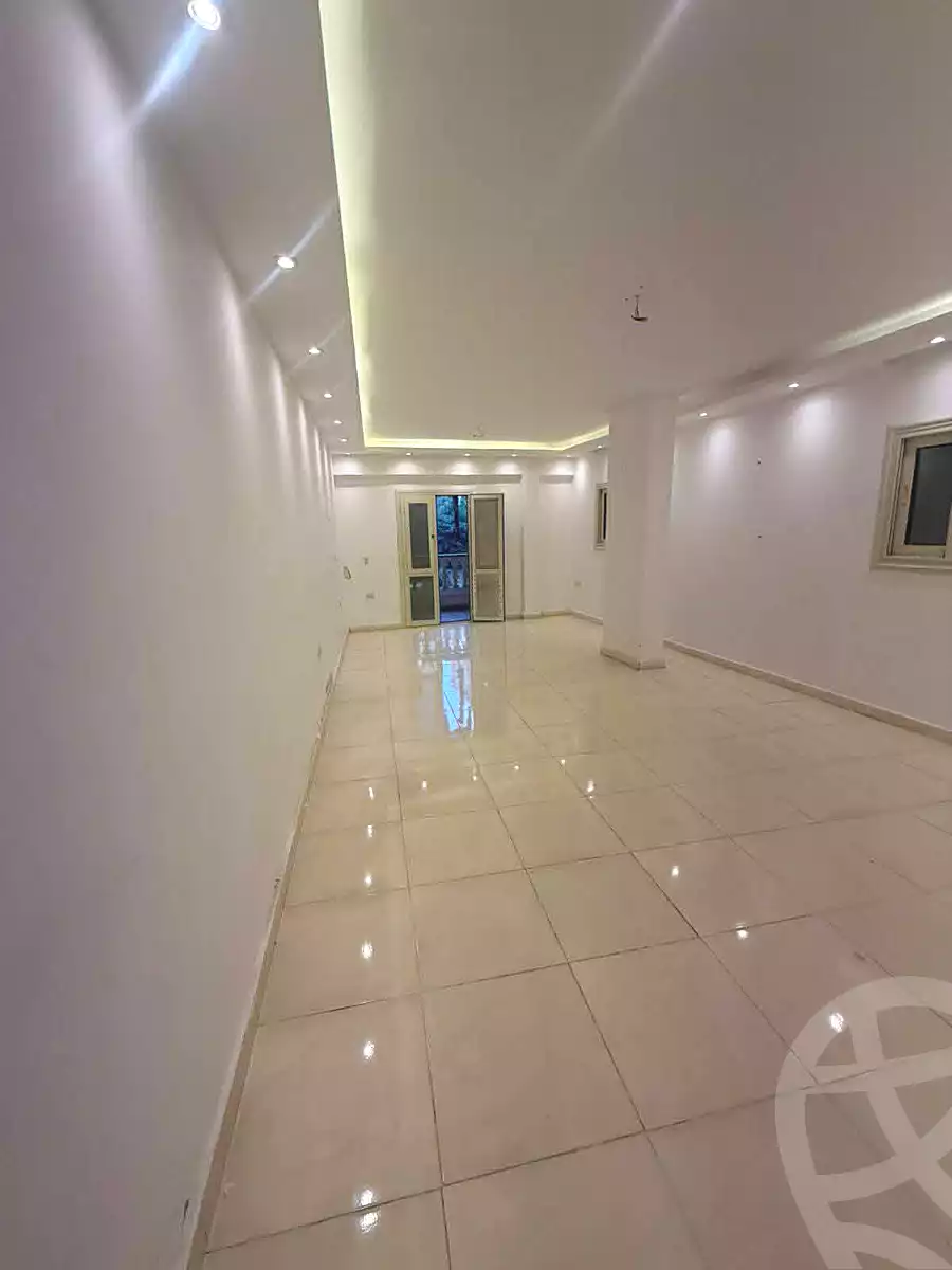 https://aqarmap.com.eg/ar/listing/6741734-for-rent-alexandria-l-jmy-lbytsh-bianchiii