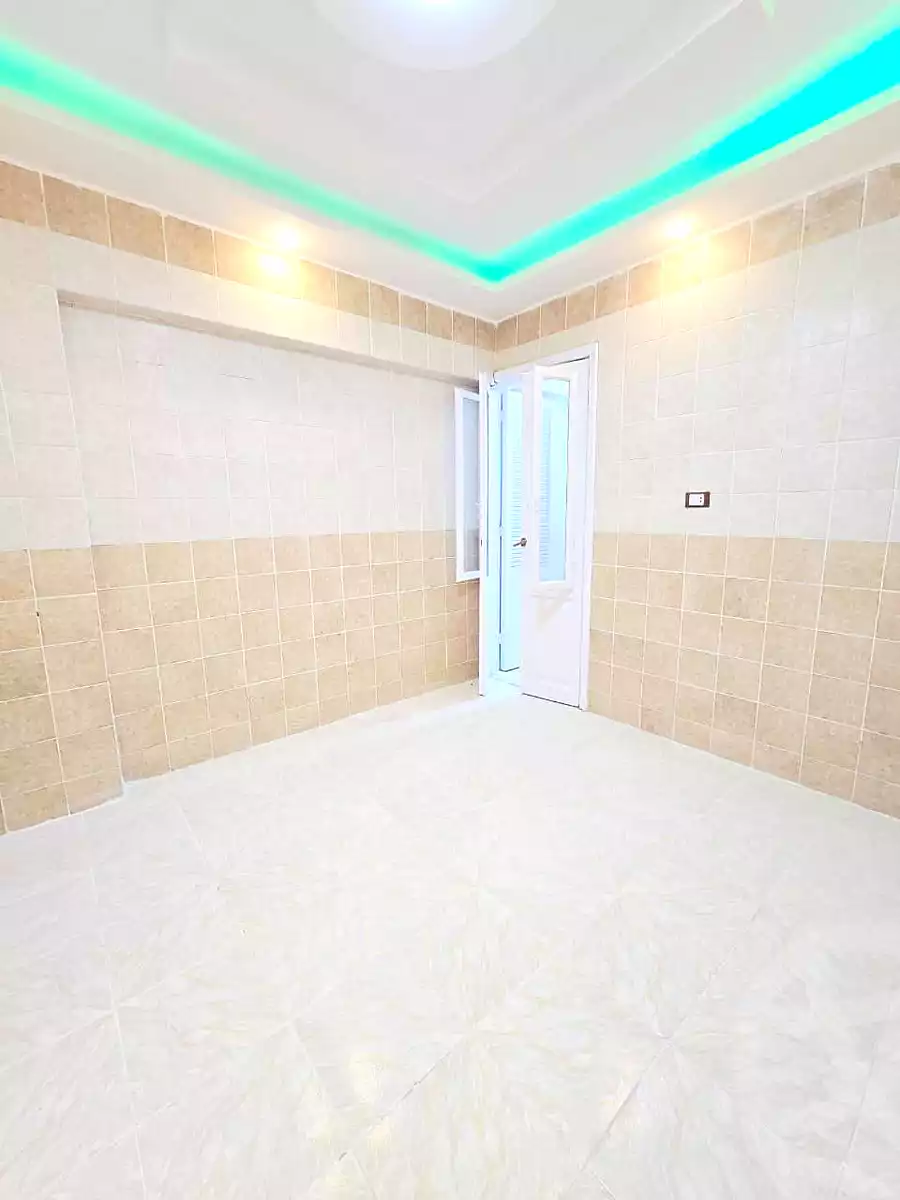 https://aqarmap.com.eg/ar/listing/6741808-for-sale-alexandria-l-jmy-shataa-el-nakheel