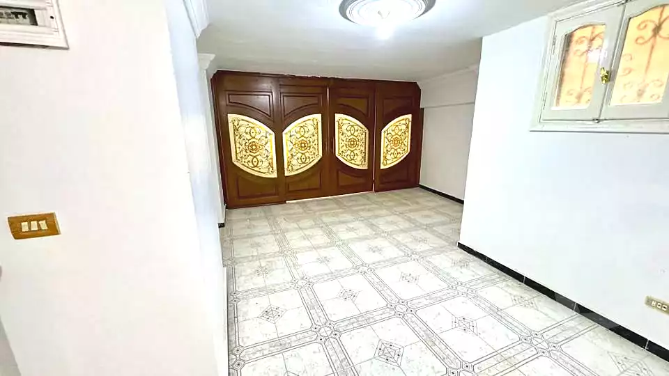https://aqarmap.com.eg/ar/listing/6742244-for-sale-alexandria-ganaklis