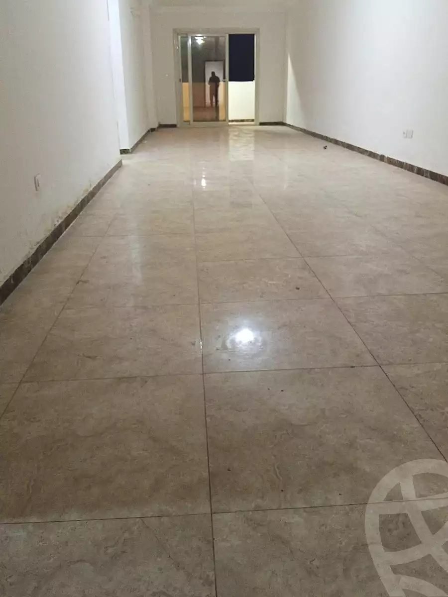 https://aqarmap.com.eg/ar/listing/6742455-for-rent-alexandria-lsywf-city-light-compound