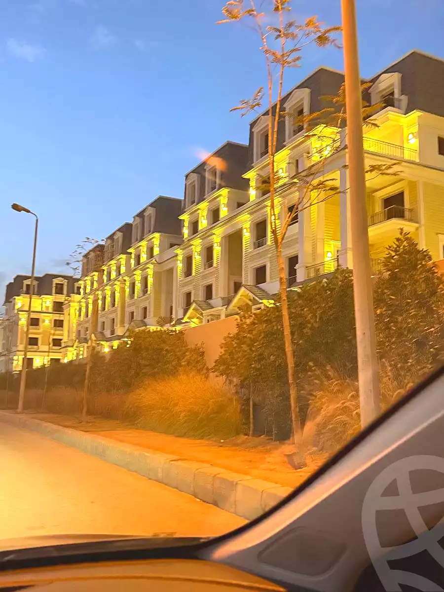 https://aqarmap.com.eg/ar/listing/6742885-for-sale-cairo-new-cairo-compounds-mwntn-fyw-y-syty-mountain-park-mountain-view-icity