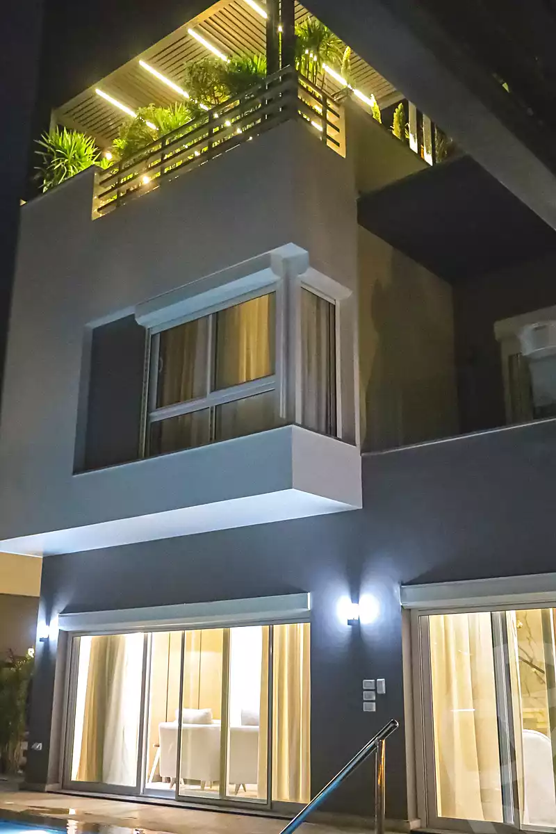 https://aqarmap.com.eg/en/listing/6743402-for-rent-cairo-new-cairo-compounds-hyde-park-centre-ville-hyde-park