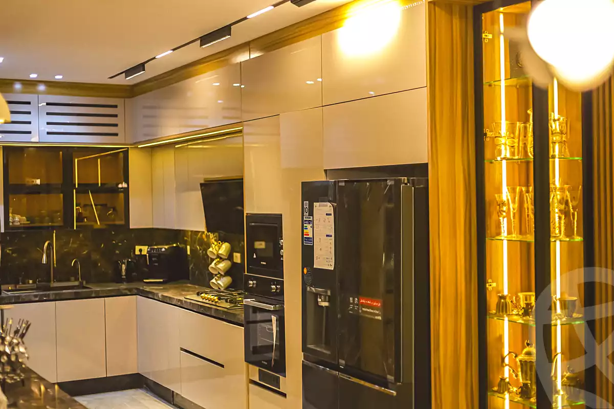 https://aqarmap.com.eg/en/listing/6743402-for-rent-cairo-new-cairo-compounds-hyde-park-centre-ville-hyde-park
