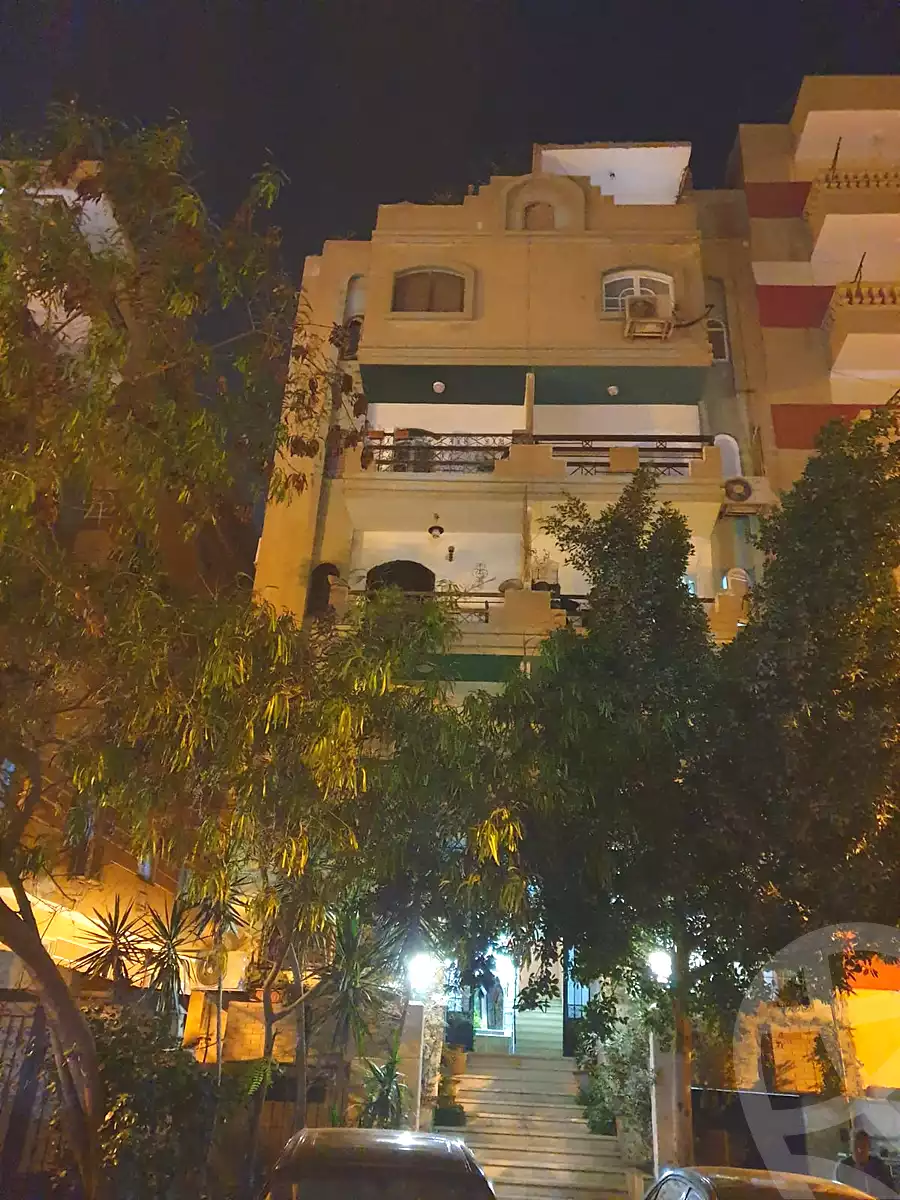 https://aqarmap.com.eg/ar/listing/6744874-for-sale-cairo-6th-of-october-el-ahyaa-neighborhood-2nd