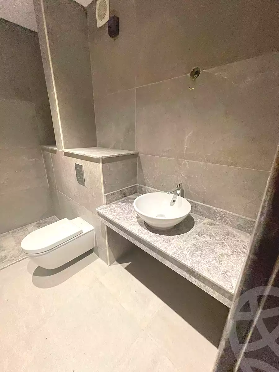 https://aqarmap.com.eg/ar/listing/6745386-for-sale-cairo-el-sheikh-zayed-city-compounds-zyd-wr-llttwyr-z-tower