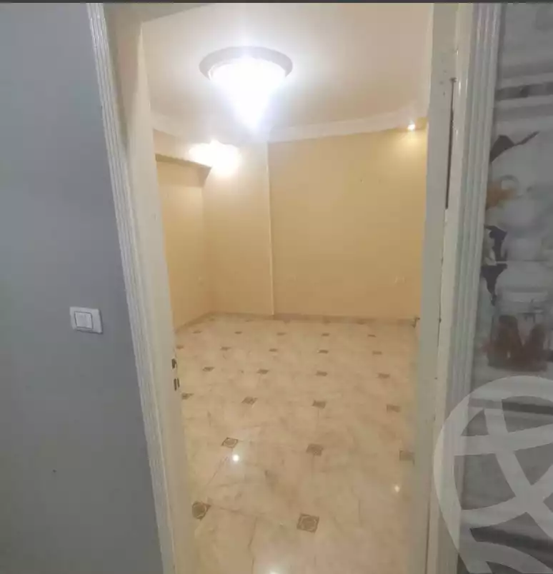 https://aqarmap.com.eg/en/listing/6745551-for-rent-cairo-helwan-hadayek-helwan-el-eshrein-st