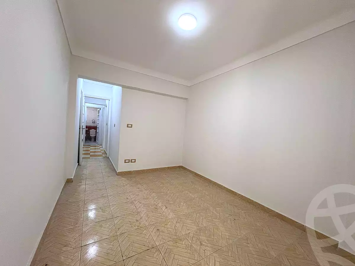 https://aqarmap.com.eg/ar/listing/6745750-for-sale-alexandria-el-asafra-shr-45