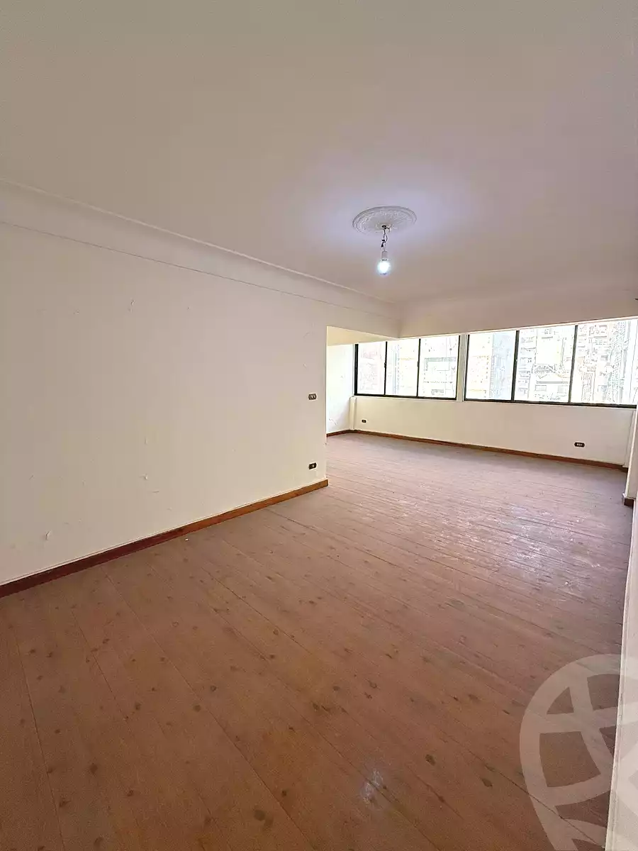 https://aqarmap.com.eg/ar/listing/6745962-for-sale-alexandria-el-asafra-ahmed-tiesser-st