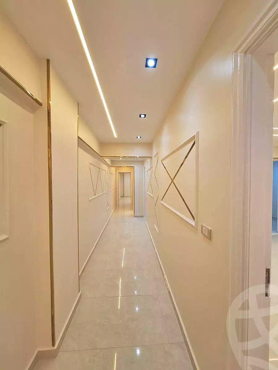 https://aqarmap.com.eg/ar/listing/6746219-for-sale-alexandria-el-asafra-shr-45