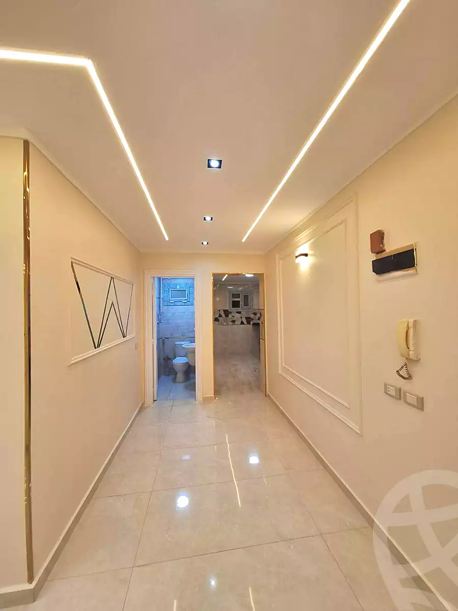 https://aqarmap.com.eg/ar/listing/6746735-for-sale-alexandria-el-asafra-shr-45