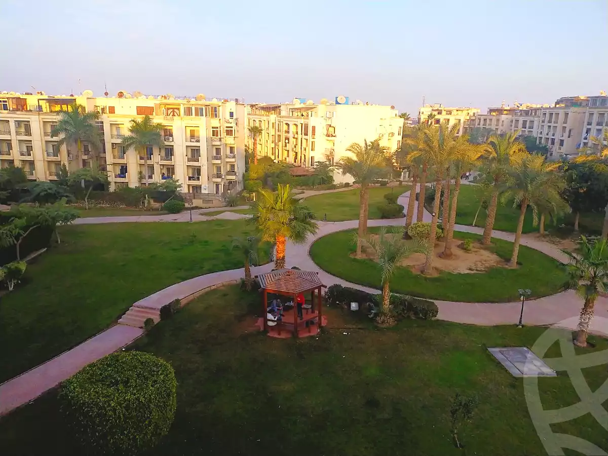 https://aqarmap.com.eg/ar/listing/6747344-for-sale-cairo-el-sheikh-zayed-city-compounds-hadayek-el-mohandiseen