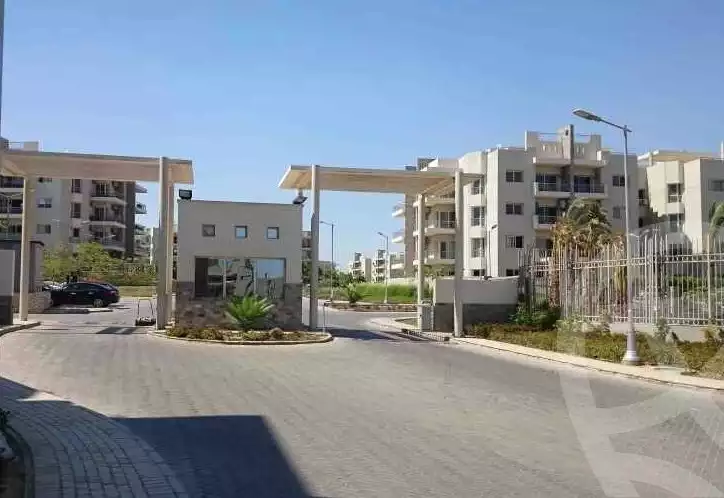 https://aqarmap.com.eg/ar/listing/6747357-for-sale-cairo-el-sheikh-zayed-city-compounds-dh-drys