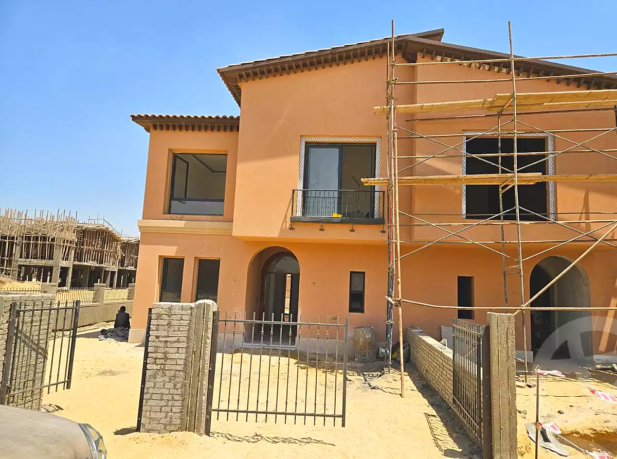https://aqarmap.com.eg/ar/listing/6747637-for-sale-cairo-el-sheikh-zayed-city-compounds-kmbwnd-fyldj-wyst-dr-llttwyr