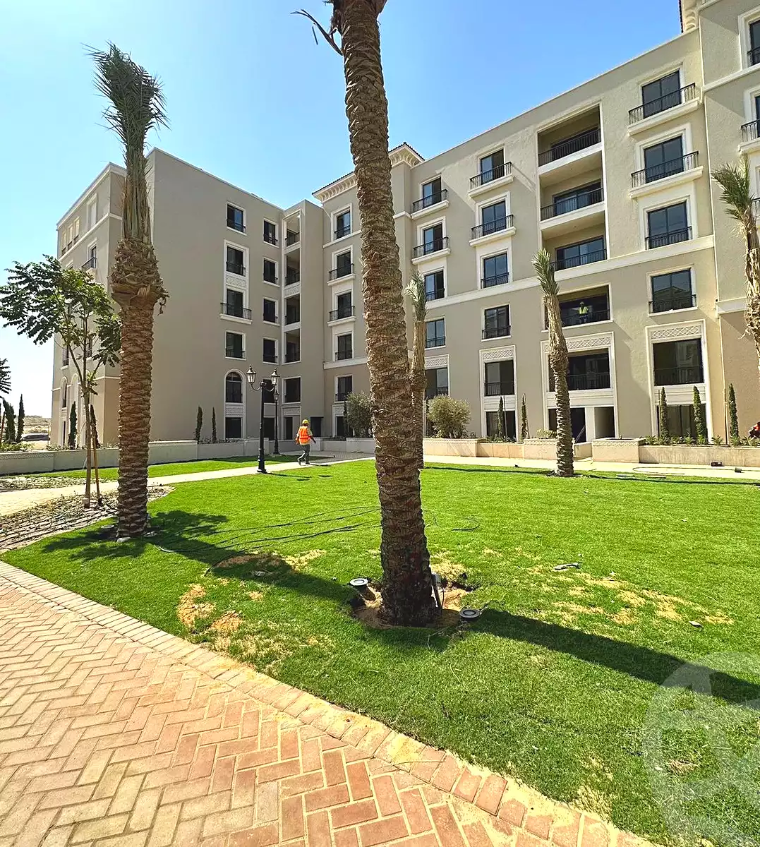 https://aqarmap.com.eg/ar/listing/6747789-for-sale-cairo-el-sheikh-zayed-city-compounds-kmbwnd-fyldj-wyst-dr-llttwyr