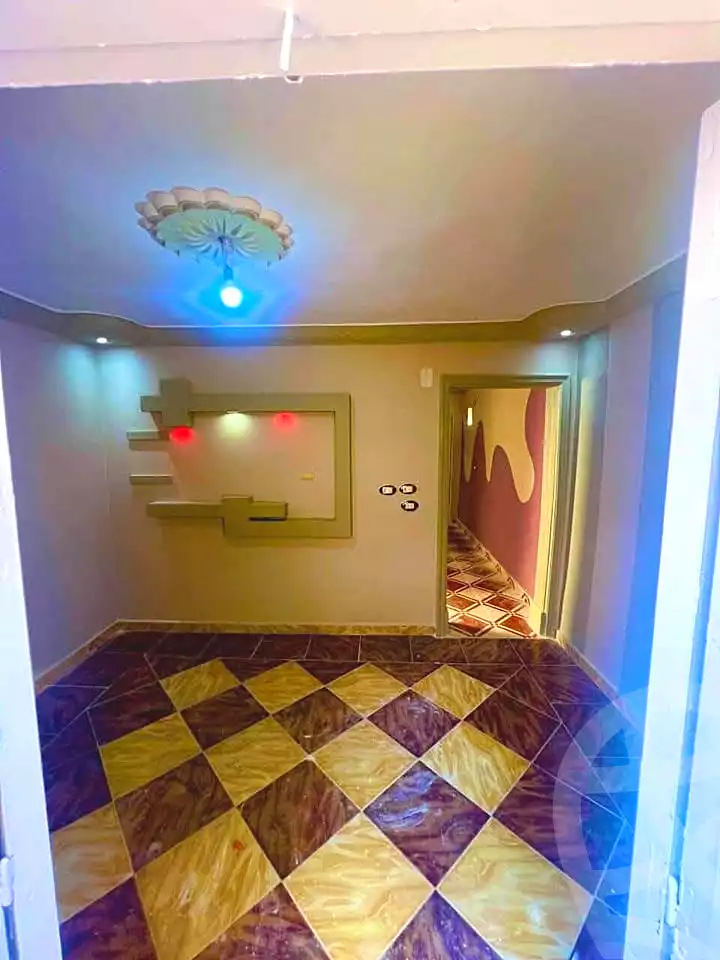 https://aqarmap.com.eg/ar/listing/6748033-for-sale-alexandria-el-asafra-l-sfr-qbly-el-maahad-el-dini-st