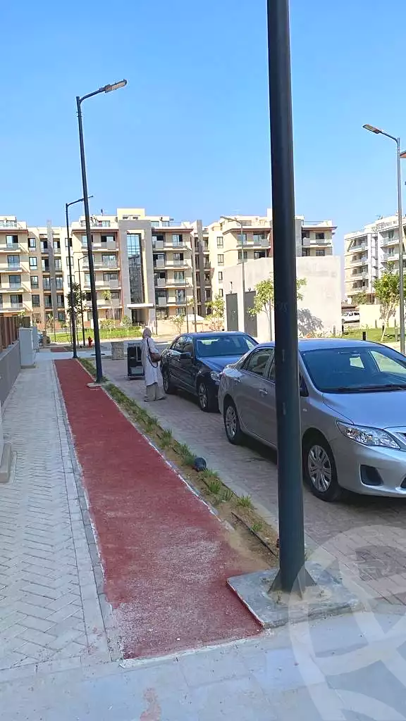 https://aqarmap.com.eg/en/listing/6748848-for-sale-cairo-new-cairo-compounds-azad
