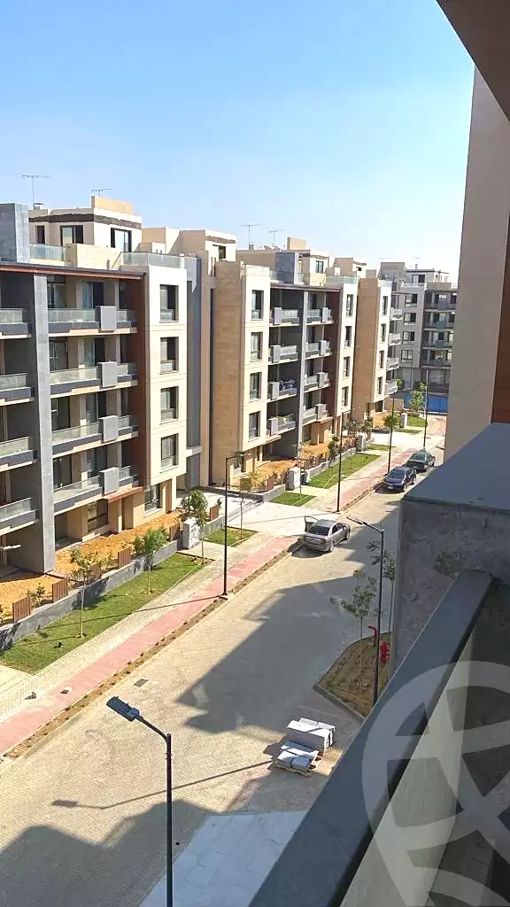https://aqarmap.com.eg/en/listing/6748848-for-sale-cairo-new-cairo-compounds-azad