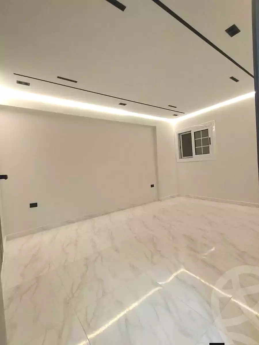 https://aqarmap.com.eg/ar/listing/6748997-for-sale-alexandria-l-jmy-lbytsh-bianchiii-el-bashwat-st