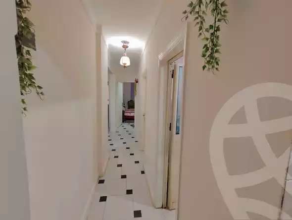 https://aqarmap.com.eg/ar/listing/6749015-for-sale-alexandria-el-asafra-l-sfr-bhry
