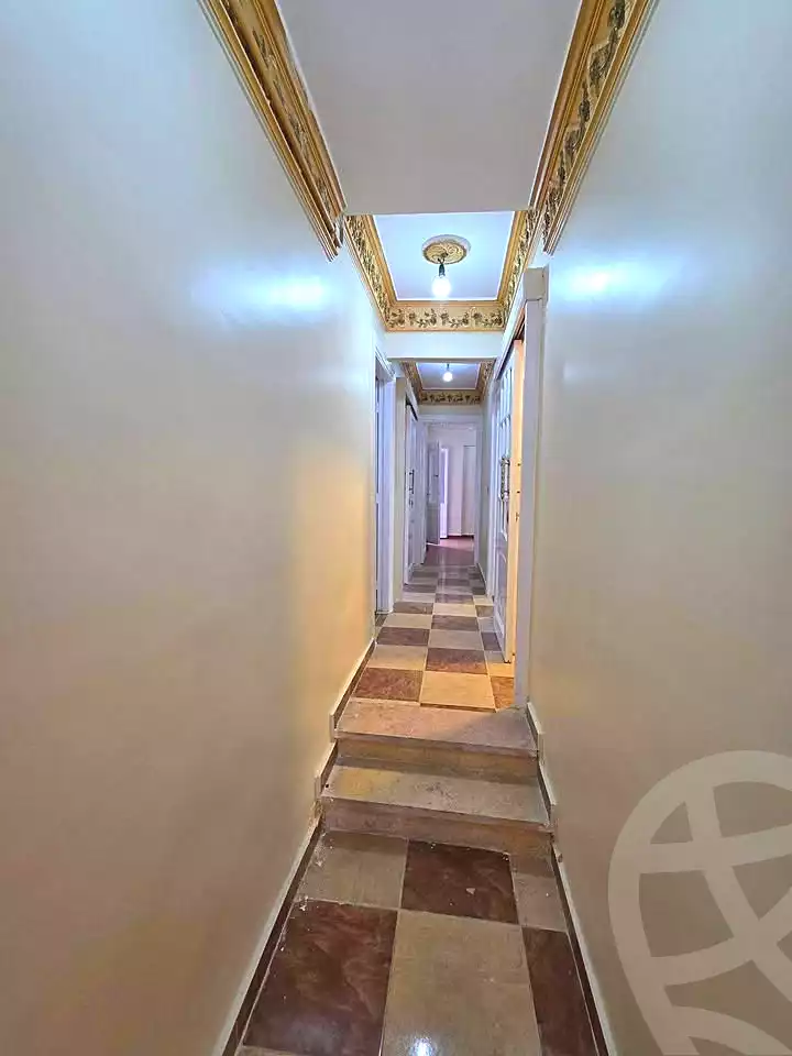 https://aqarmap.com.eg/ar/listing/6749103-for-sale-alexandria-el-asafra-l-sfr-bhry