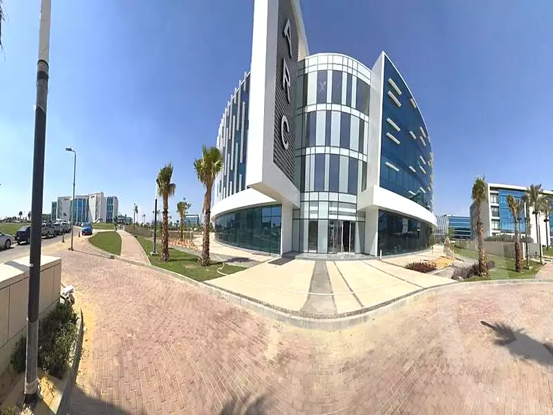 https://aqarmap.com.eg/en/listing/6749314-for-rent-cairo-el-sheikh-zayed-city-alex-cairo-desert-road-smart-village-y-r-sy-byzns-brk-sfrykw-llstthmr-l-qry