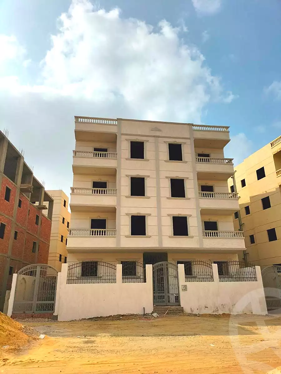 https://aqarmap.com.eg/ar/listing/6749377-for-sale-cairo-badr-city-hai-el-ashgar-featured-neighborhood-bait-el-watan