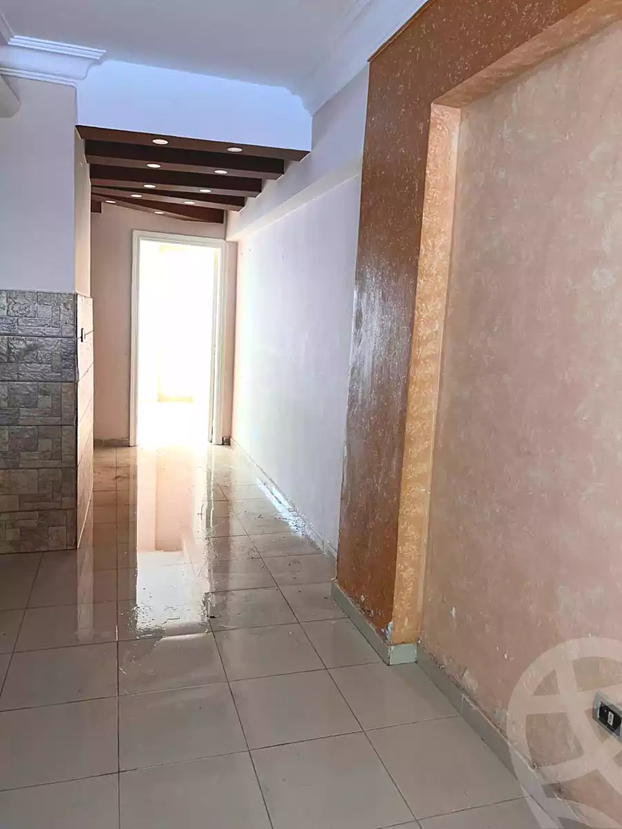 https://aqarmap.com.eg/ar/listing/6749449-for-sale-cairo-6th-of-october-el-ahyaa-neighborhood-2nd-divided-from-al-kafrawei-st