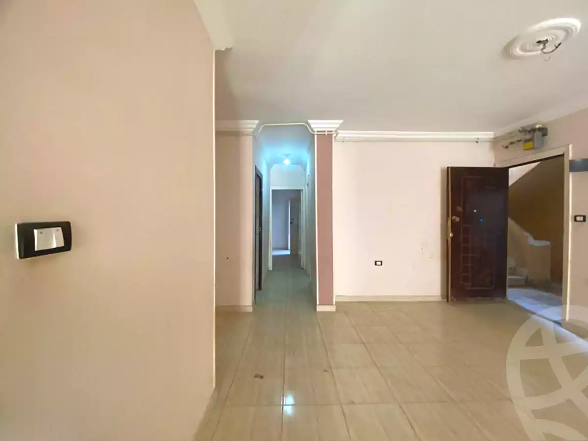 https://aqarmap.com.eg/ar/listing/6749789-for-sale-alexandria-camp-cesar-abd-el-moneim-sanad-st