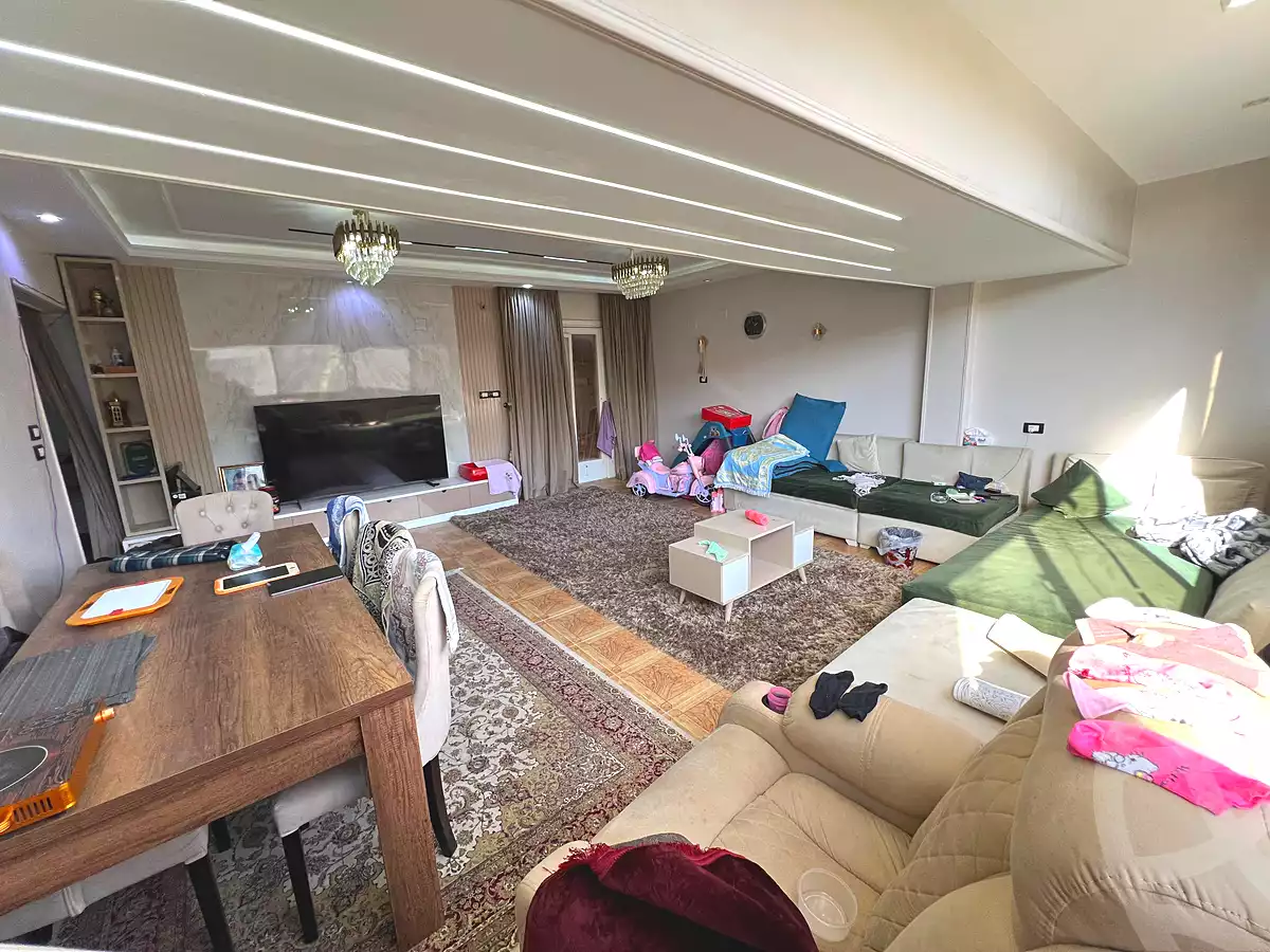 https://aqarmap.com.eg/en/listing/6750129-for-sale-cairo-6th-of-october-el-hay-el-motamyz-fourth-touristic-village-amin-el-refae-st