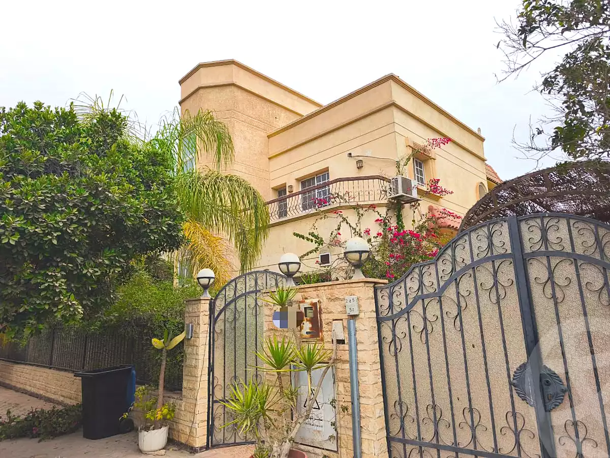 https://aqarmap.com.eg/en/listing/6750765-for-rent-cairo-el-sheikh-zayed-city-compounds-beverly-hills