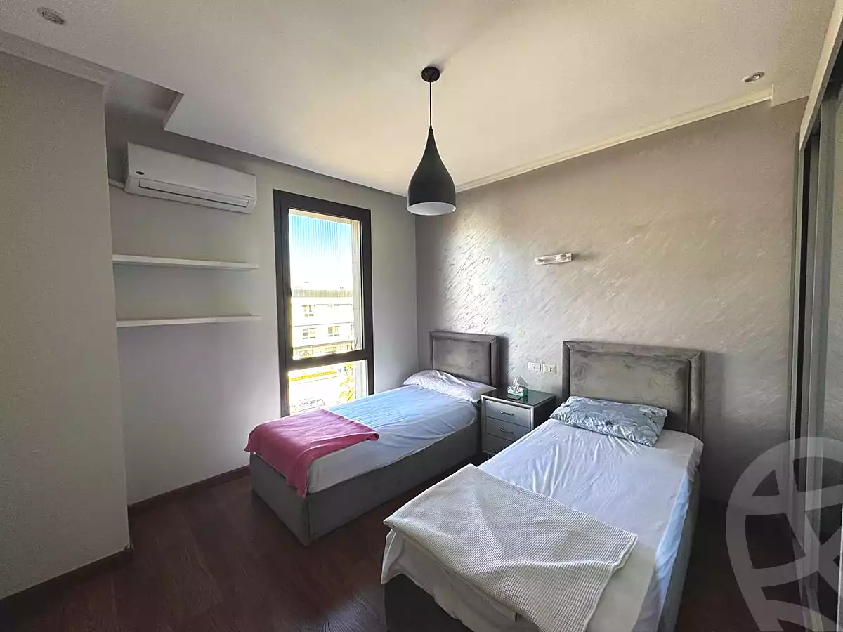 https://aqarmap.com.eg/ar/listing/6750849-for-rent-cairo-el-sheikh-zayed-city-compounds-kmbwnd-wyst-twn-swdyk