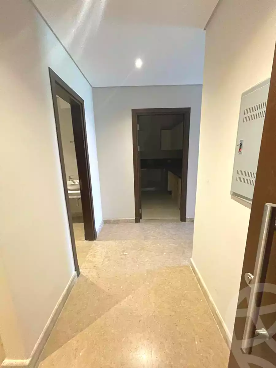 https://aqarmap.com.eg/ar/listing/6751253-for-rent-cairo-el-sheikh-zayed-city-compounds-zyd-wr-llttwyr-park-towers-zed-el-sheikh-zayed-compound
