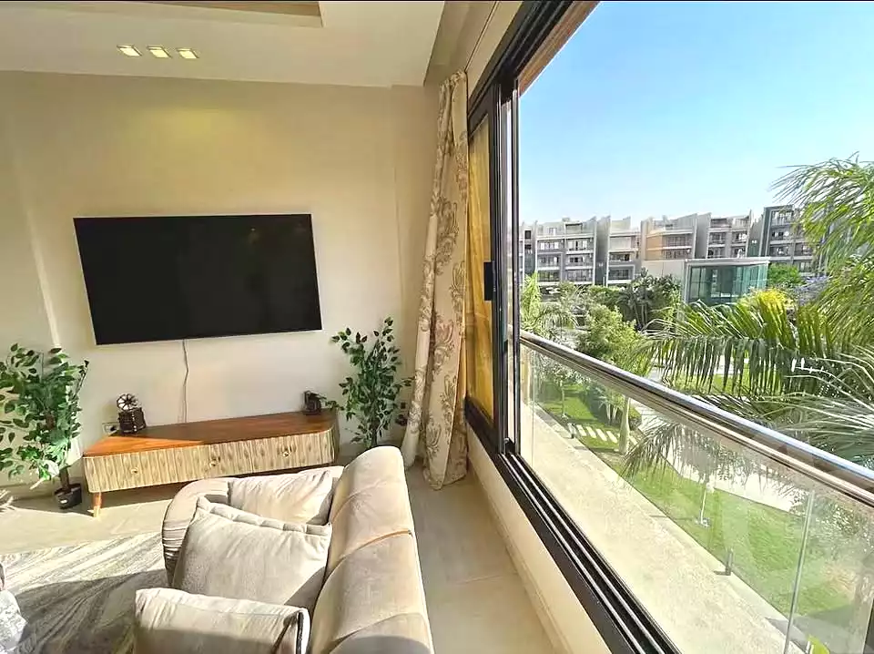 https://aqarmap.com.eg/ar/listing/6751295-for-sale-cairo-new-cairo-compounds-kmbwnd-kryk-twn-il-cazar