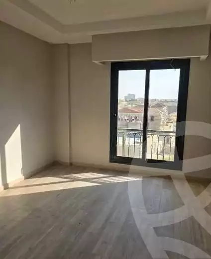 https://aqarmap.com.eg/ar/listing/6752038-for-rent-cairo-el-sheikh-zayed-city-compounds-kmbwnd-fyldj-wyst-dr-llttwyr