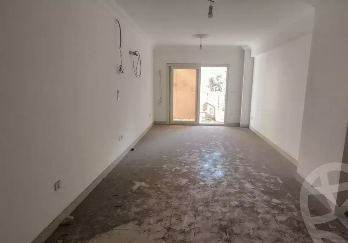 https://aqarmap.com.eg/ar/listing/6752236-for-sale-alexandria-camp-cesar-port-said-street