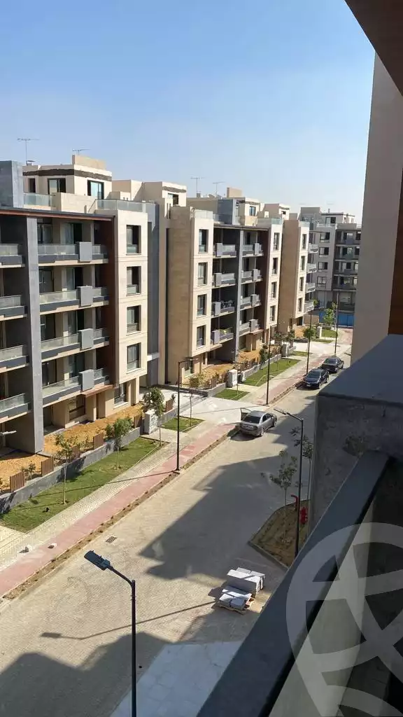 https://aqarmap.com.eg/ar/listing/6753034-for-sale-cairo-new-cairo-compounds-azad